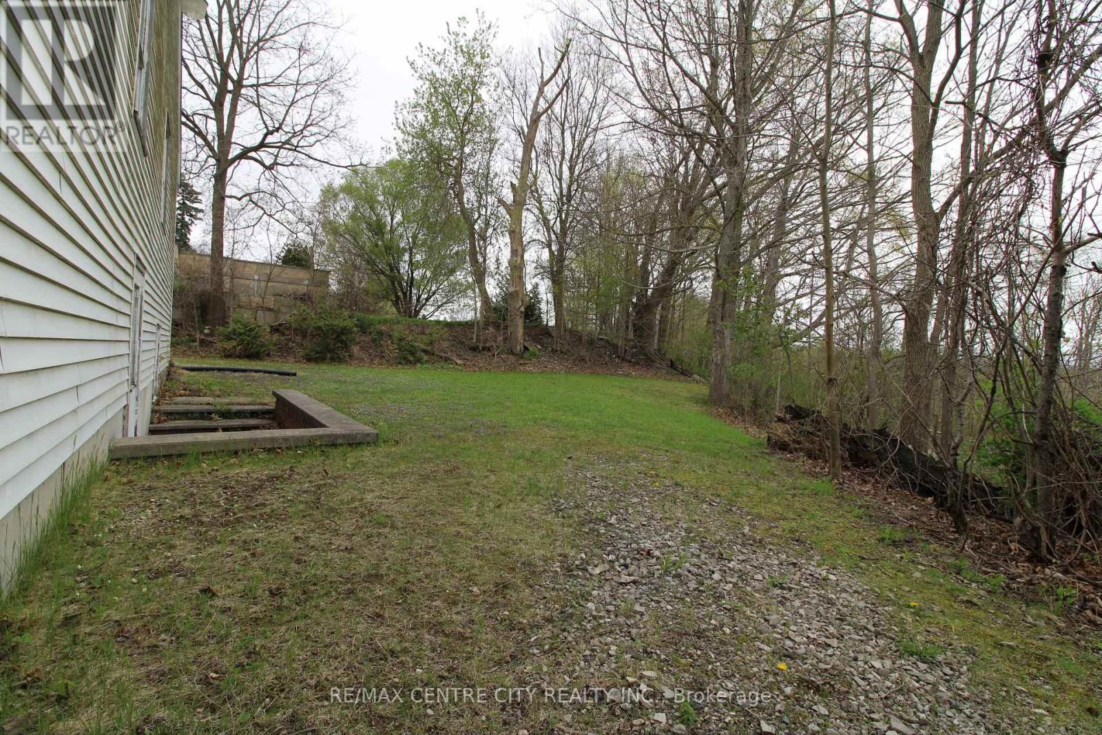 12 CHESTER STREET Image 21
