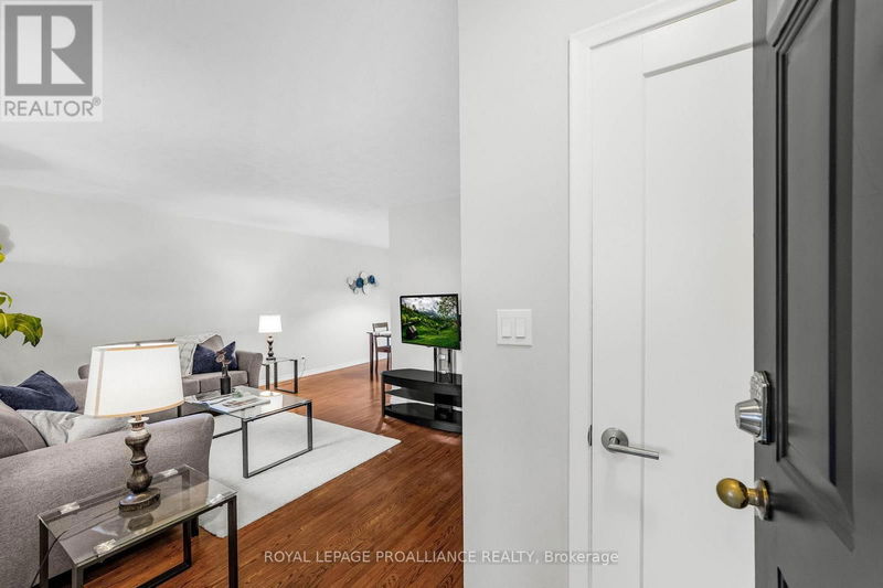 Tertiary Property View