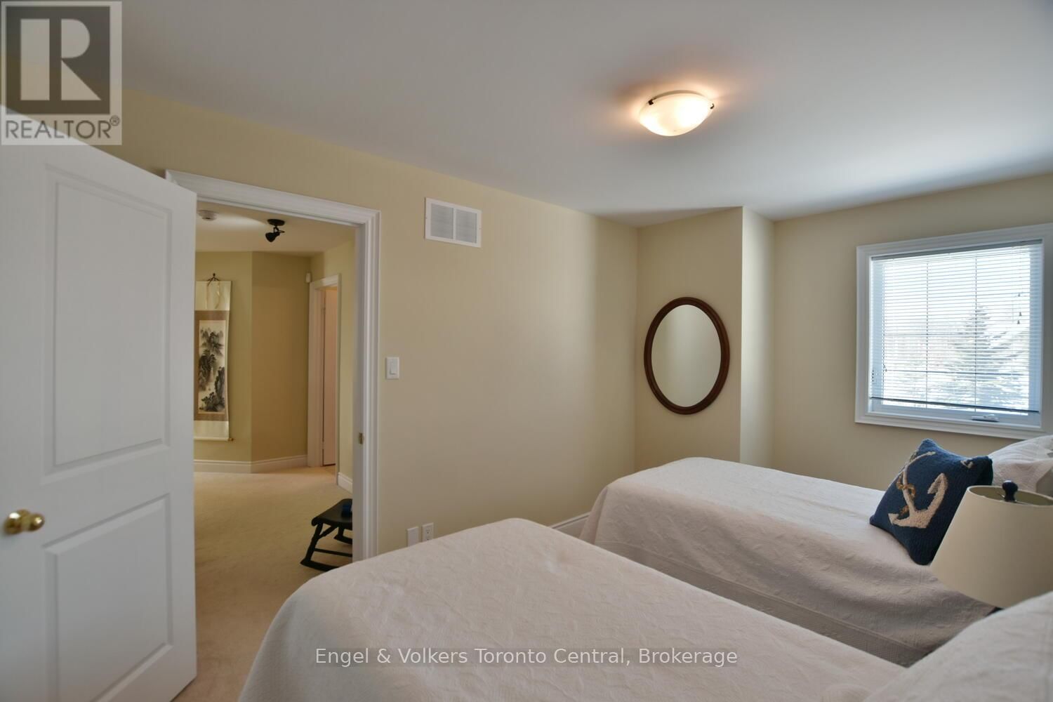 47 MEADOWBROOK LANE Image 22