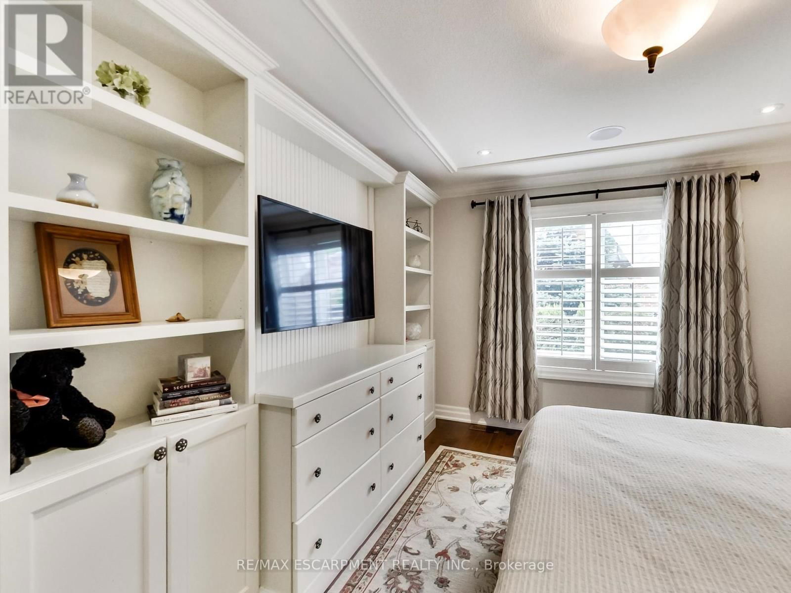 89 TOULON AVENUE Image 22