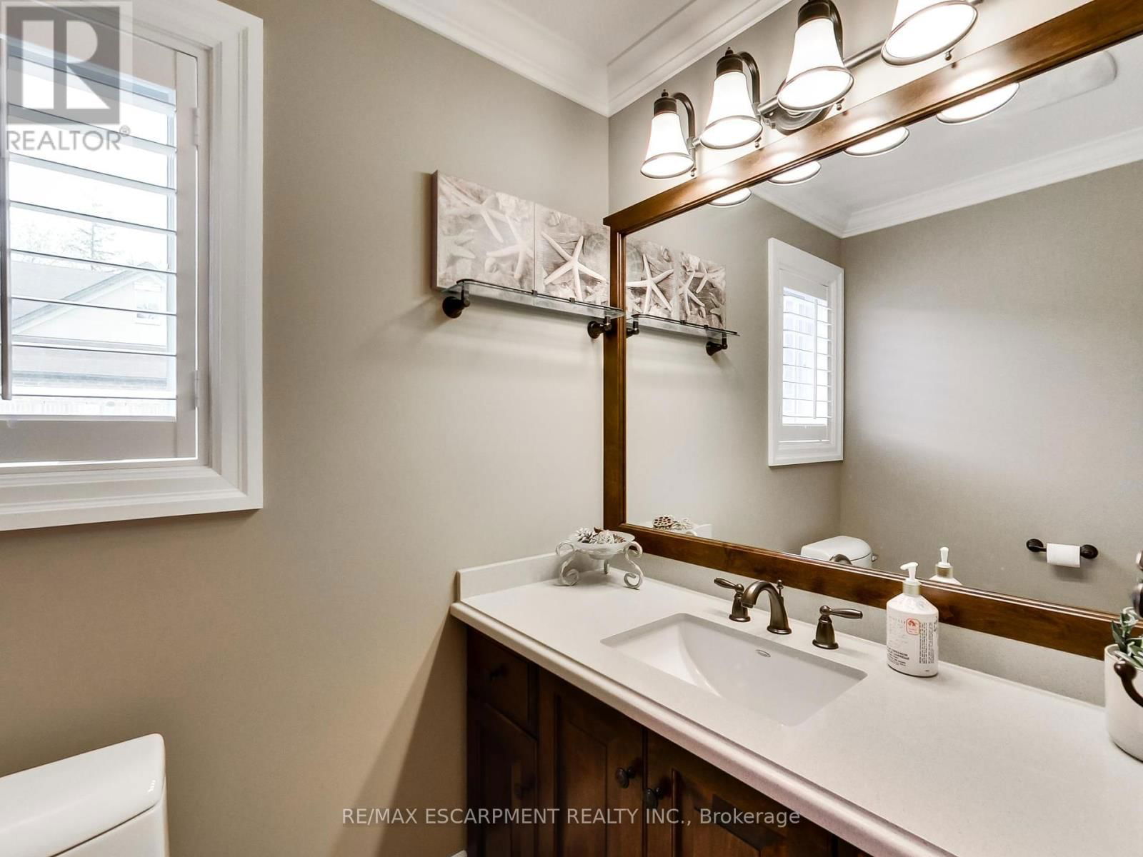 89 TOULON AVENUE Image 6