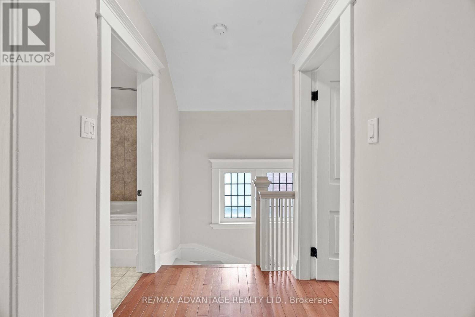52 BEATTIE AVENUE Image 19