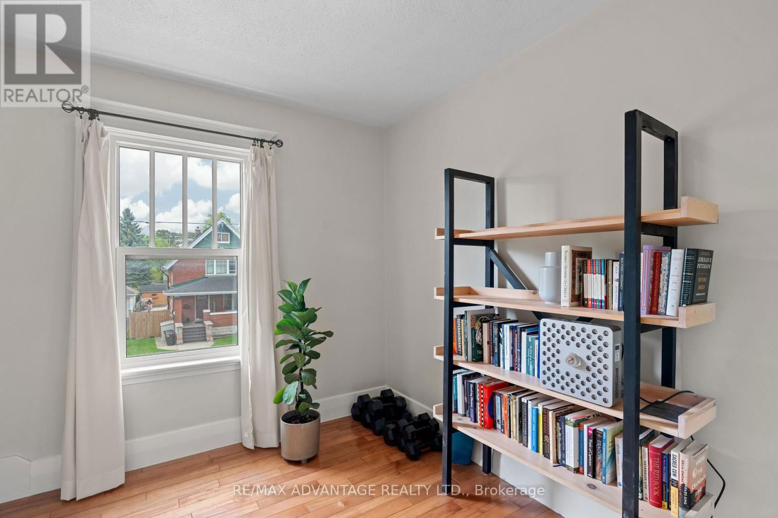 52 BEATTIE AVENUE Image 22
