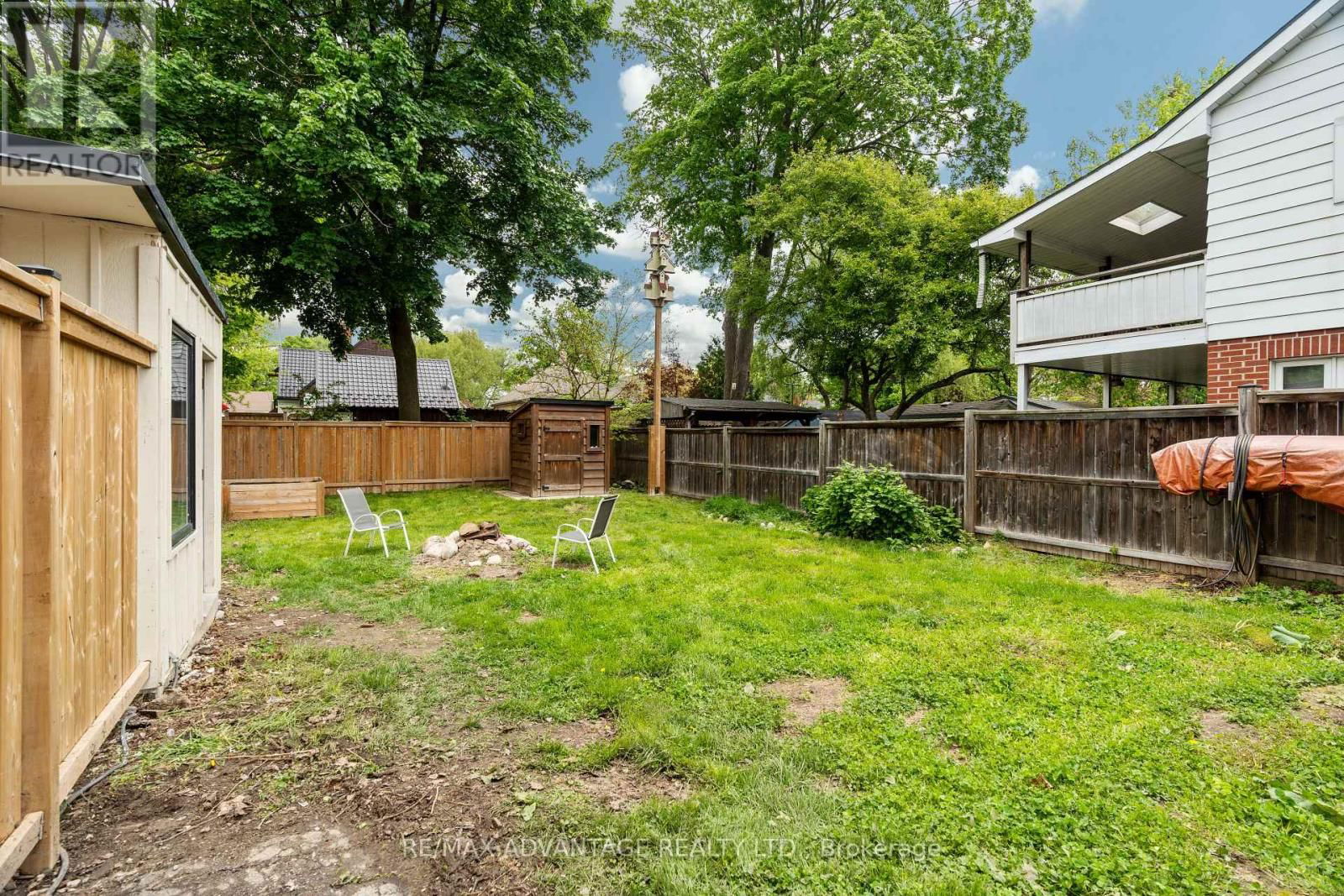 52 BEATTIE AVENUE Image 36