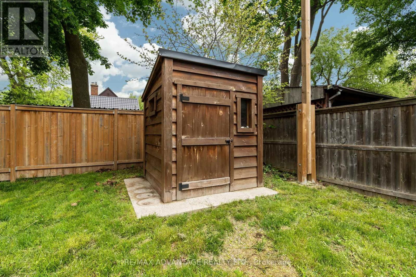 52 BEATTIE AVENUE Image 39