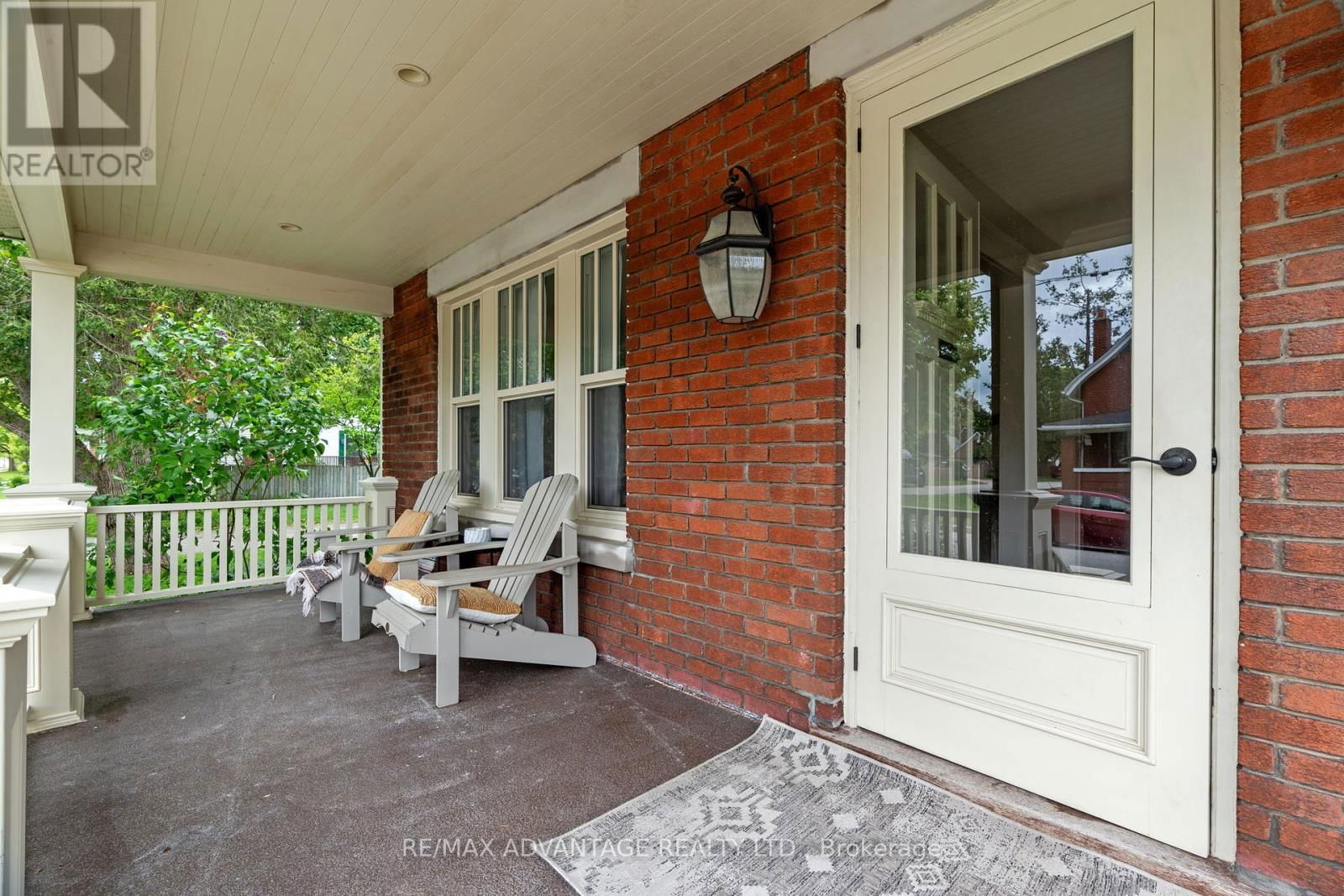 52 BEATTIE AVENUE Image 4