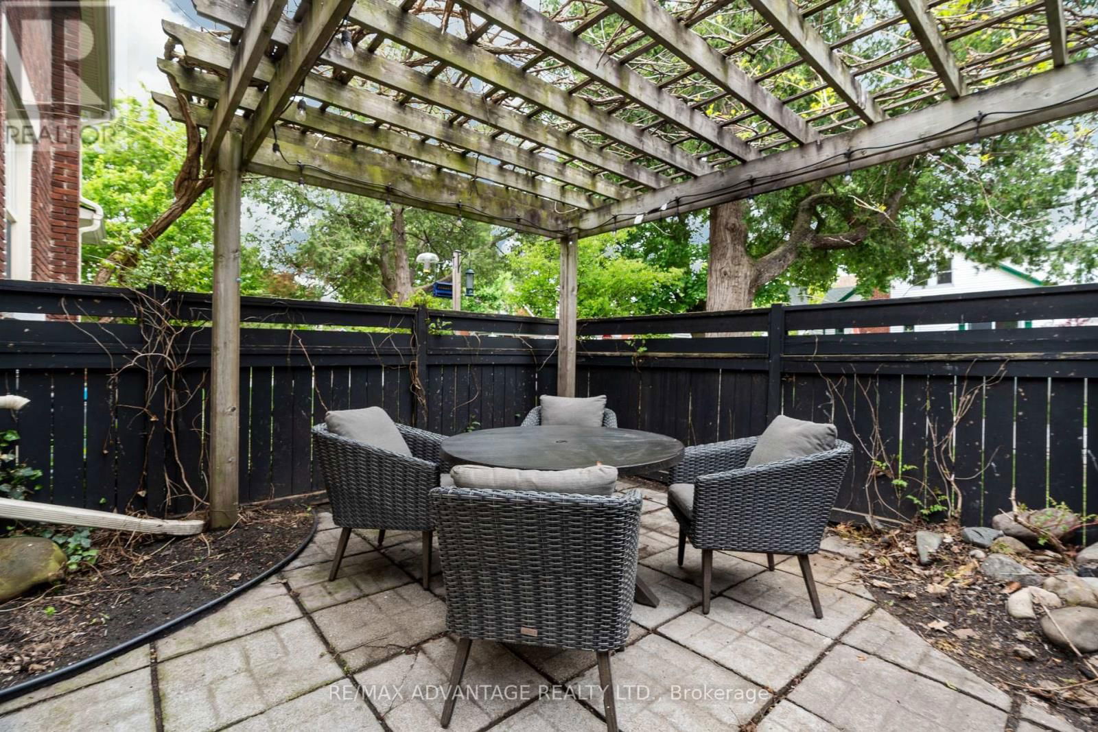 52 BEATTIE AVENUE Image 40