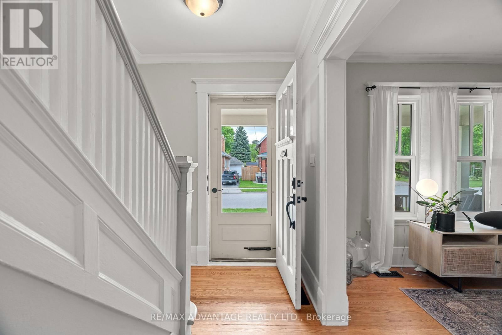 52 BEATTIE AVENUE Image 6