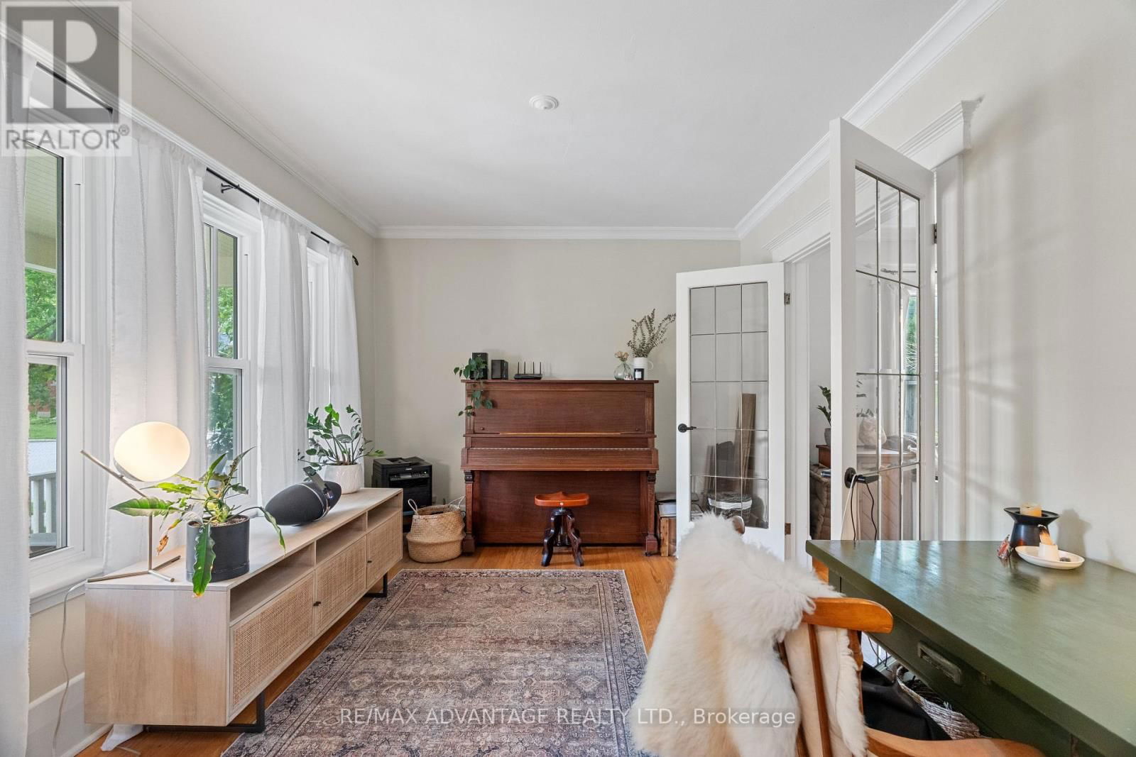 52 BEATTIE AVENUE Image 7