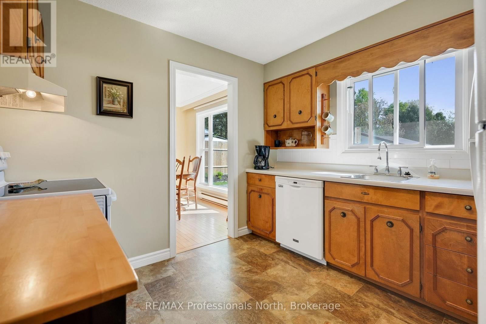 51 JOHN STREET Image 10