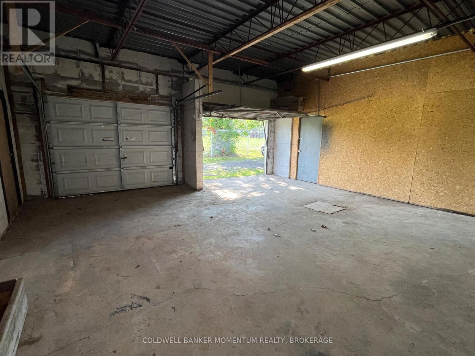 Unit #3 - 509-511 WEBBER ROAD Image 3