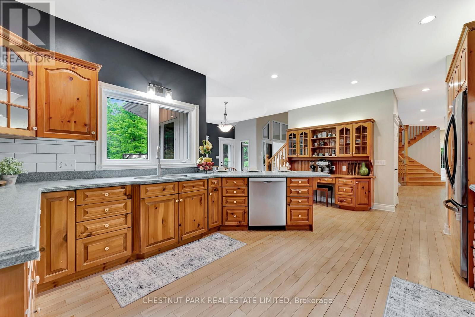 6511 CROWSFOOT ROAD Image 21