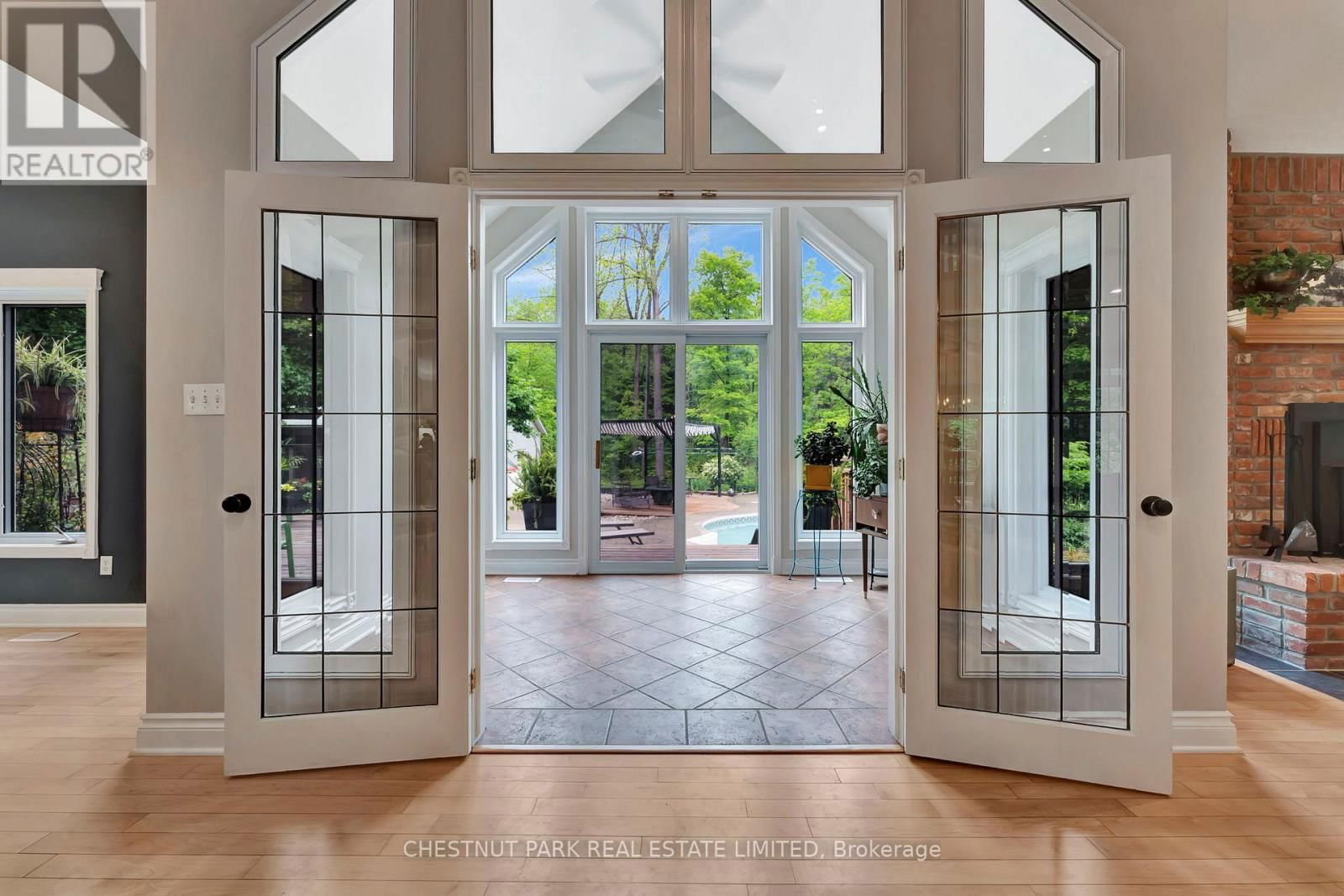 6511 CROWSFOOT ROAD Image 23
