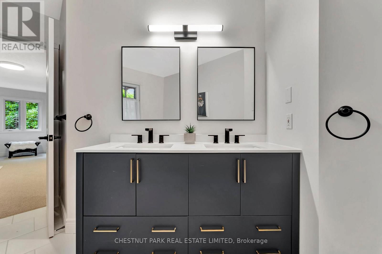 6511 CROWSFOOT ROAD Image 39