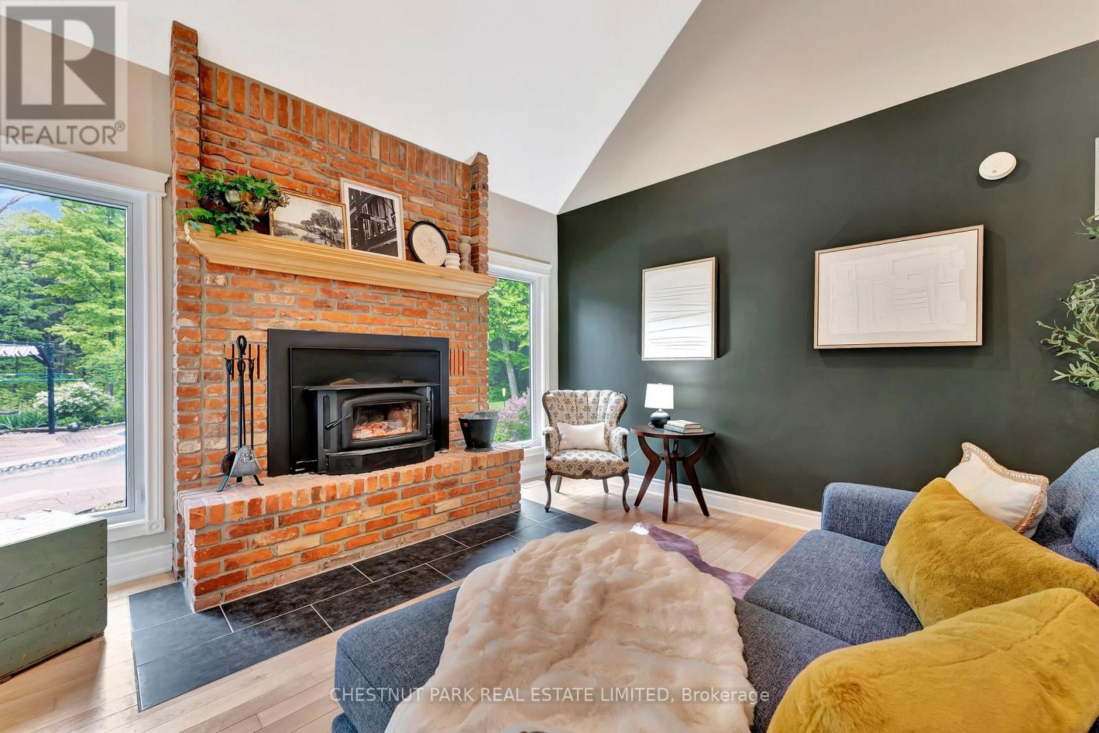 6511 CROWSFOOT ROAD Image 9