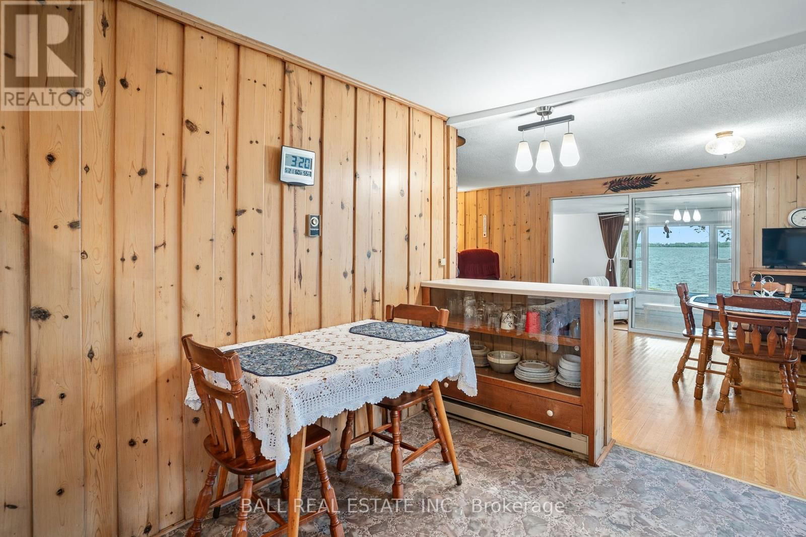 280 LAKESHORE DRIVE Image 6
