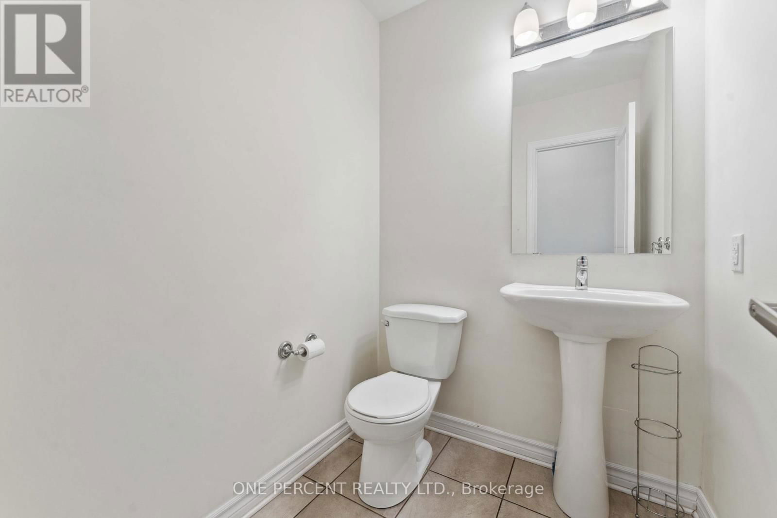552 GENEVRIERS STREET Image 17