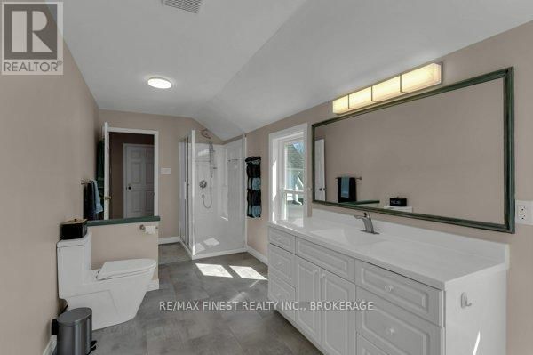 5002 HIGHWAY 2 Image 28
