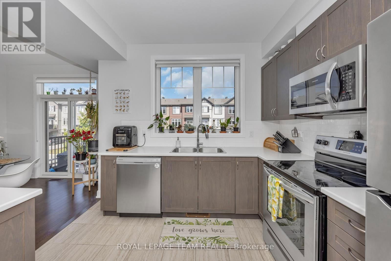 515 CLEMENCY CRESCENT Image 17