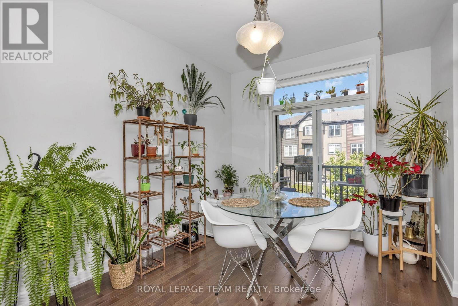 515 CLEMENCY CRESCENT Image 18