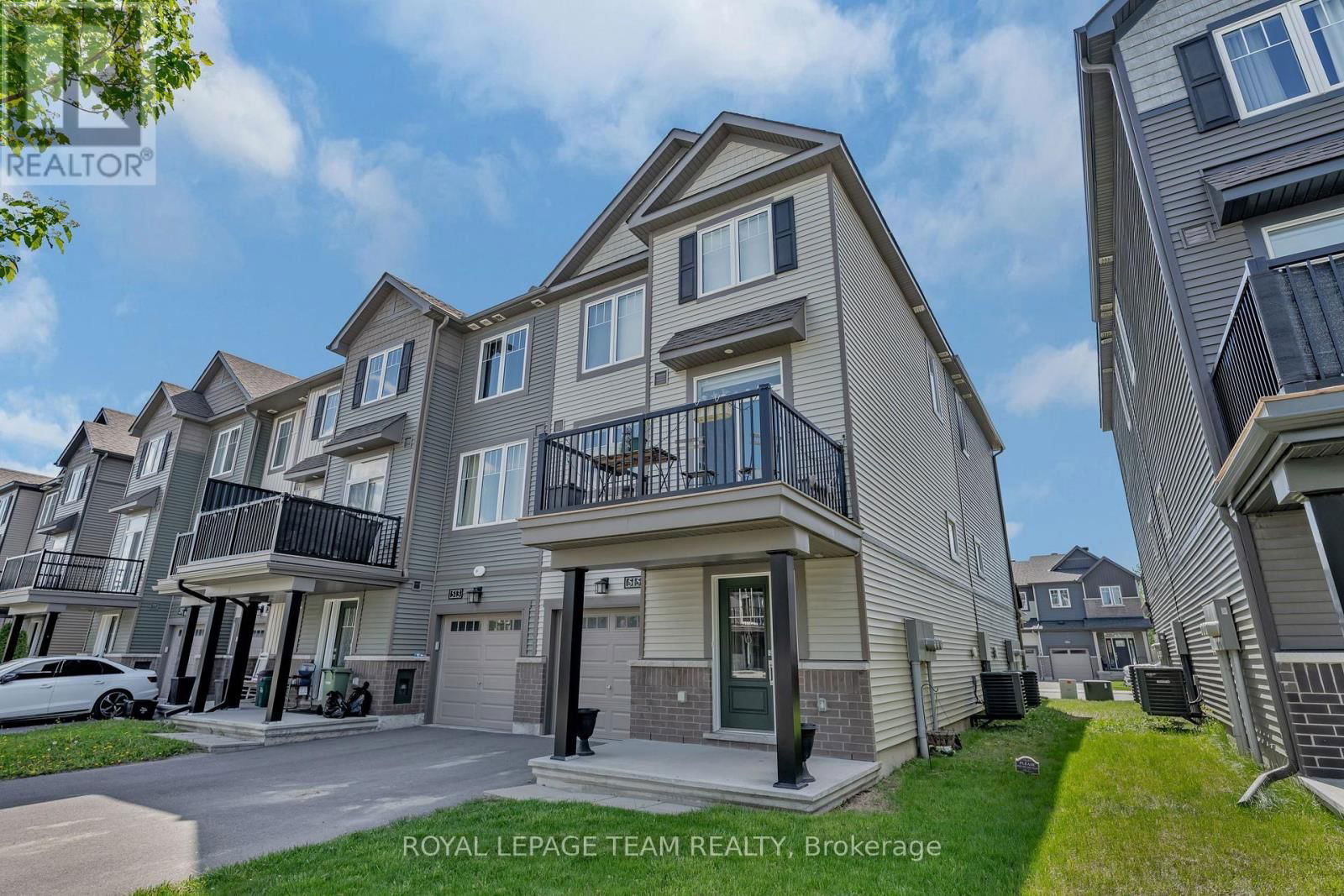 515 CLEMENCY CRESCENT Image 2