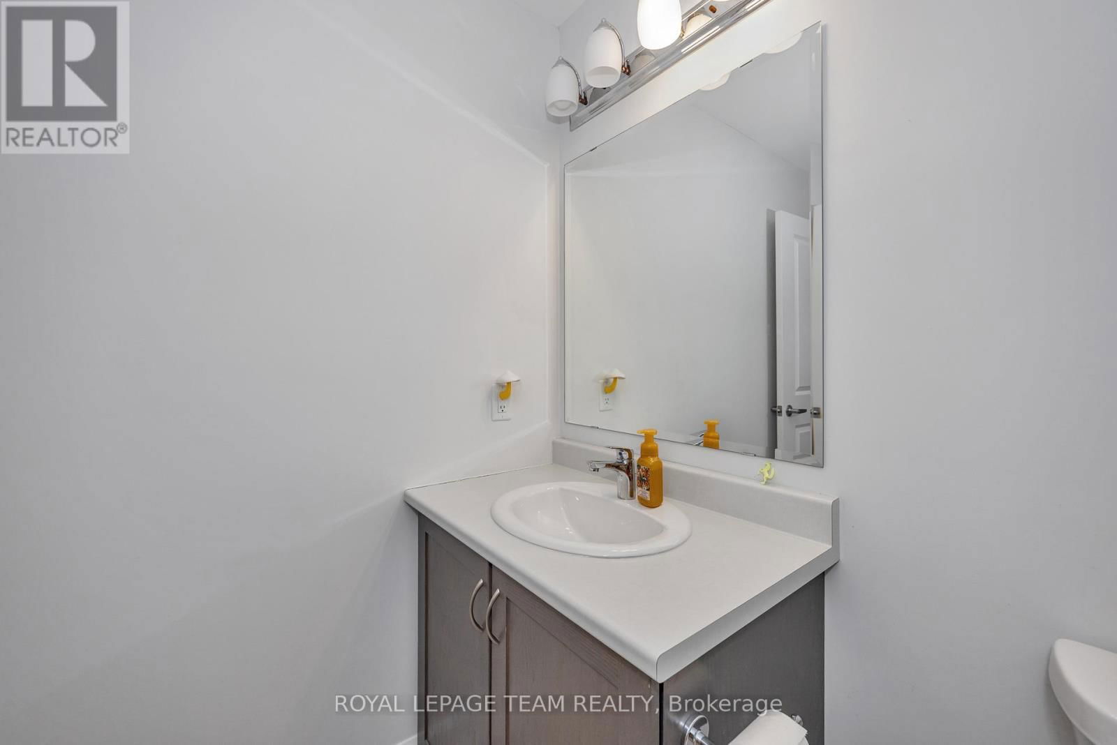 515 CLEMENCY CRESCENT Image 37