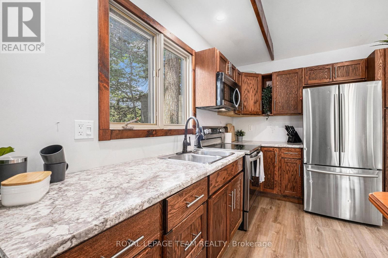 282 SPENCE LANE Image 12