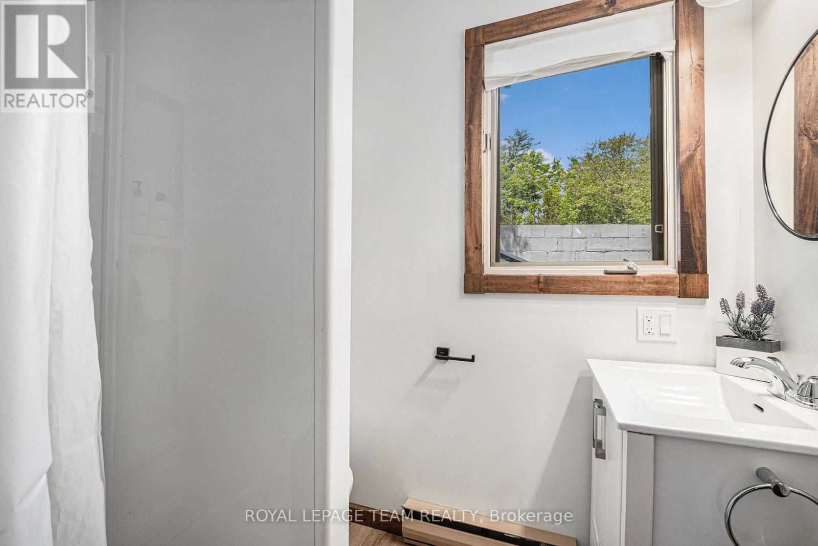 282 SPENCE LANE Image 21