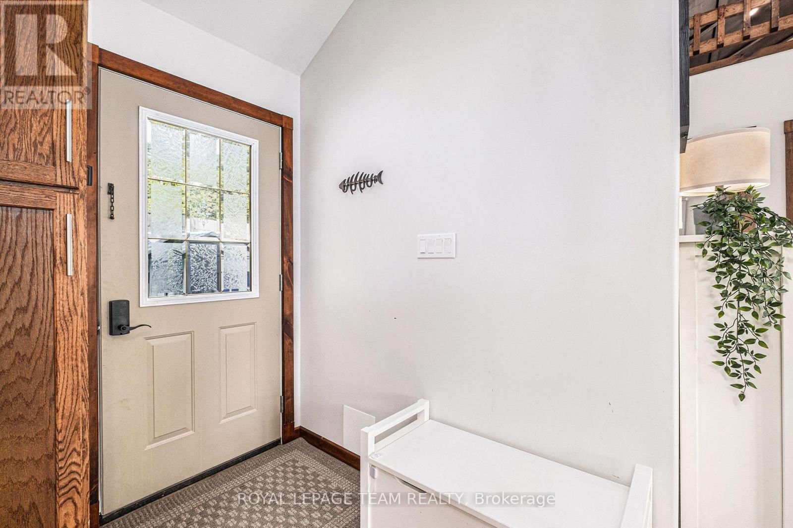 282 SPENCE LANE Image 4