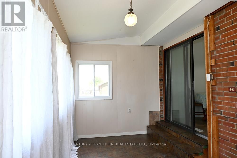 151 AVONLOUGH ROAD WEST Image 33