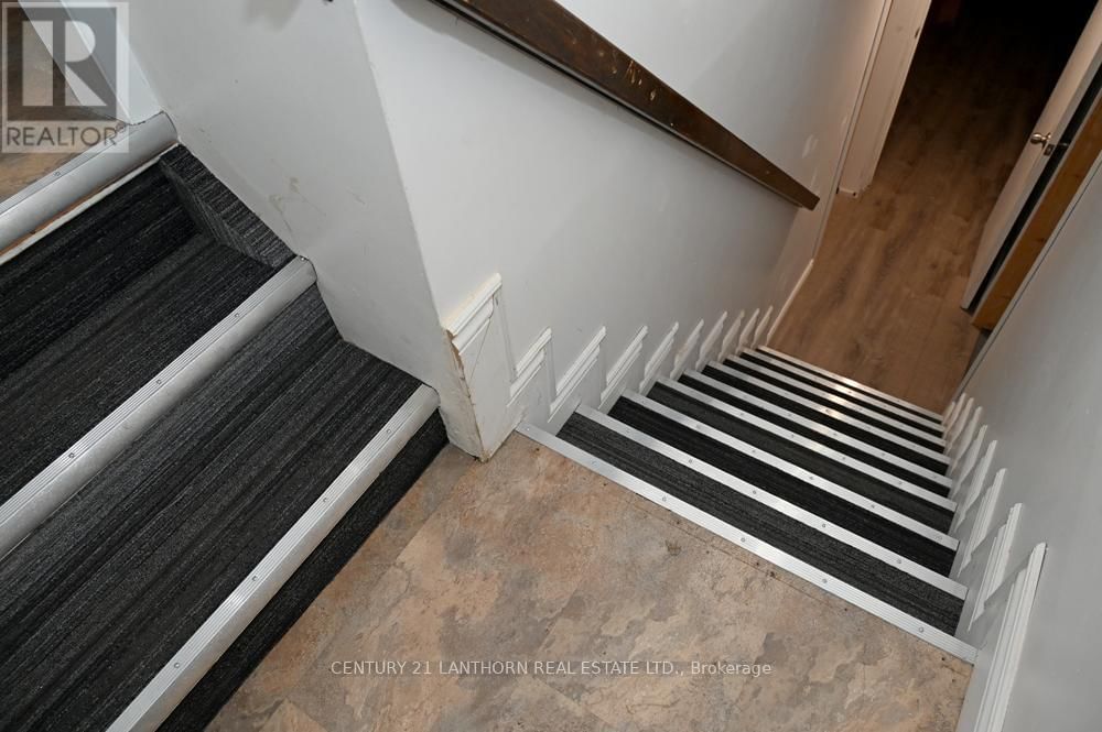 151 AVONLOUGH ROAD WEST Image 34