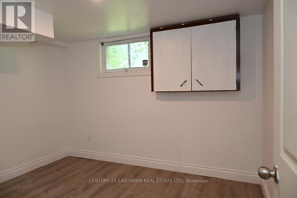 151 AVONLOUGH ROAD WEST Image 38