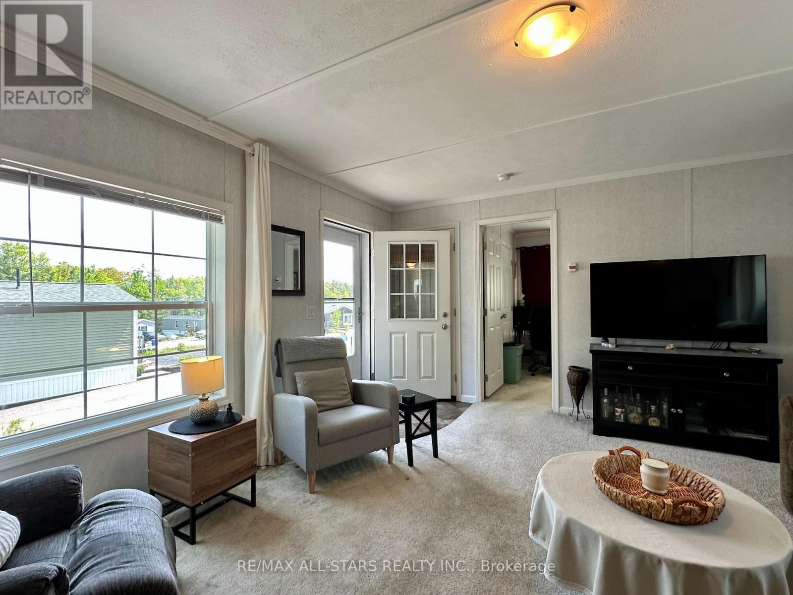 RACOON ROAD Image 11