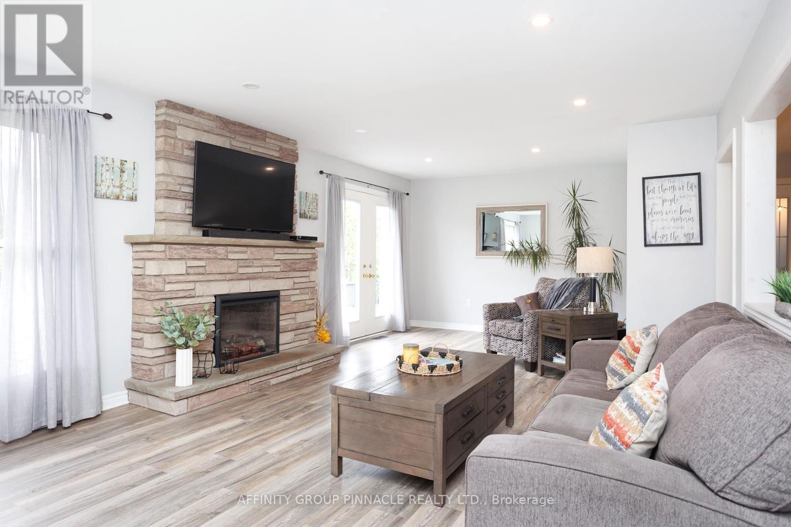 1469 ELM TREE ROAD Image 14