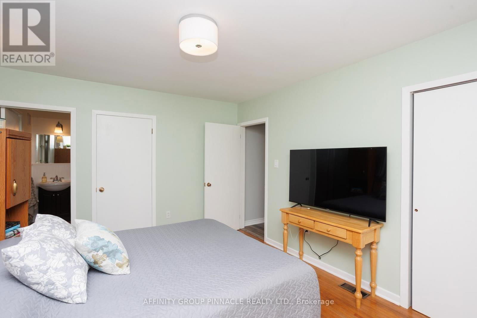 1469 ELM TREE ROAD Image 23
