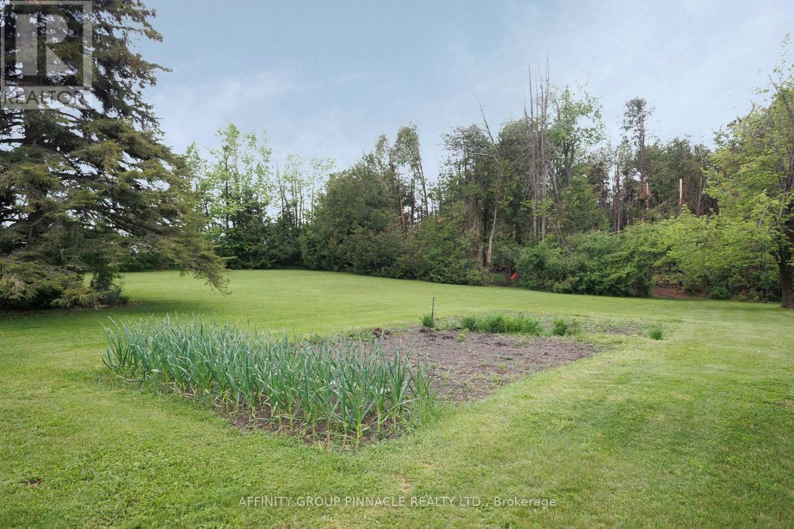1469 ELM TREE ROAD Image 45