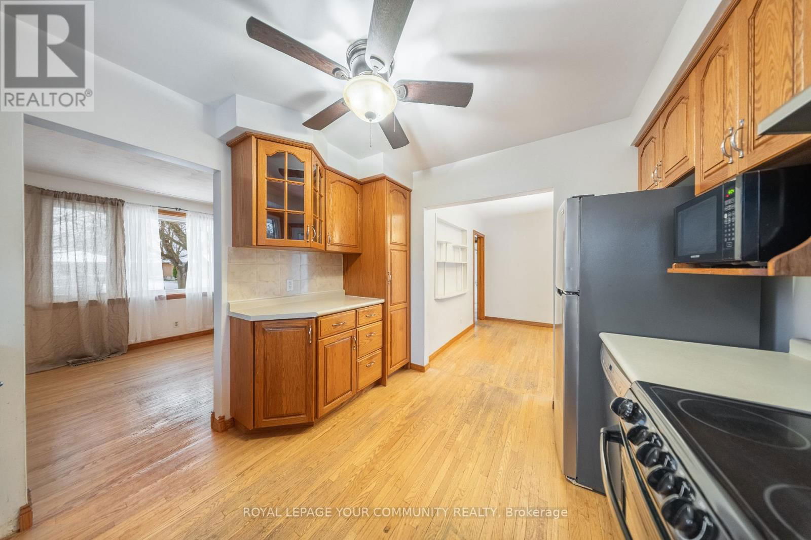 32 COLLINGDON DRIVE Image 11