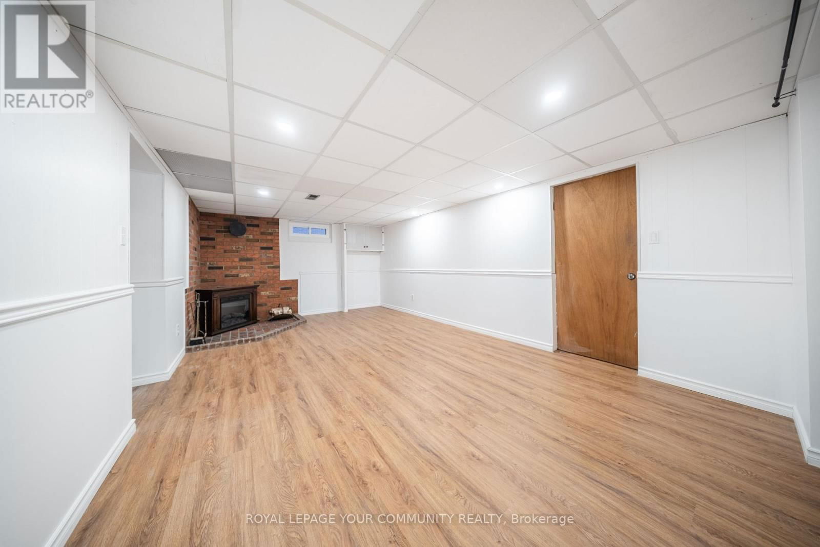 32 COLLINGDON DRIVE Image 25