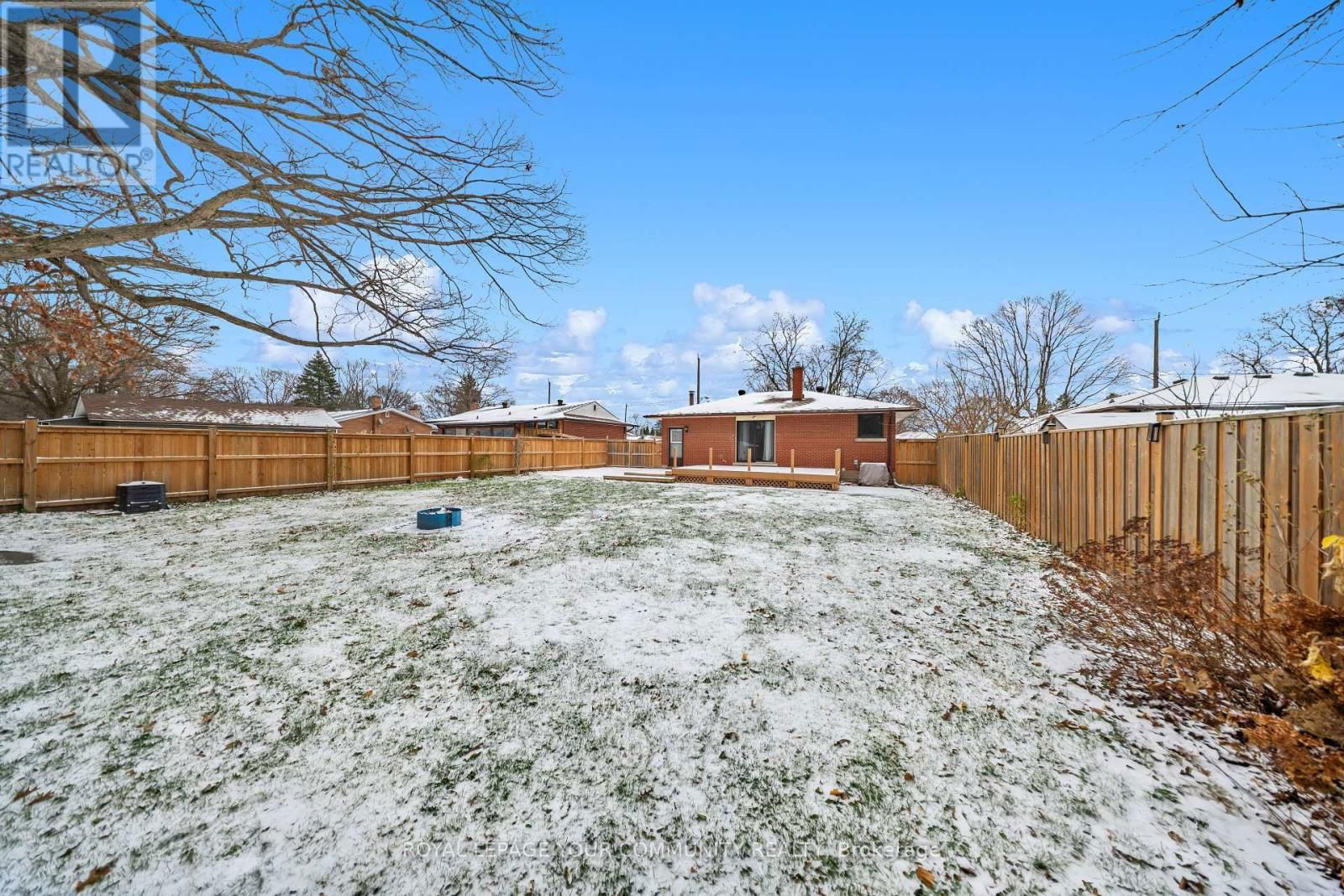 32 COLLINGDON DRIVE Image 37