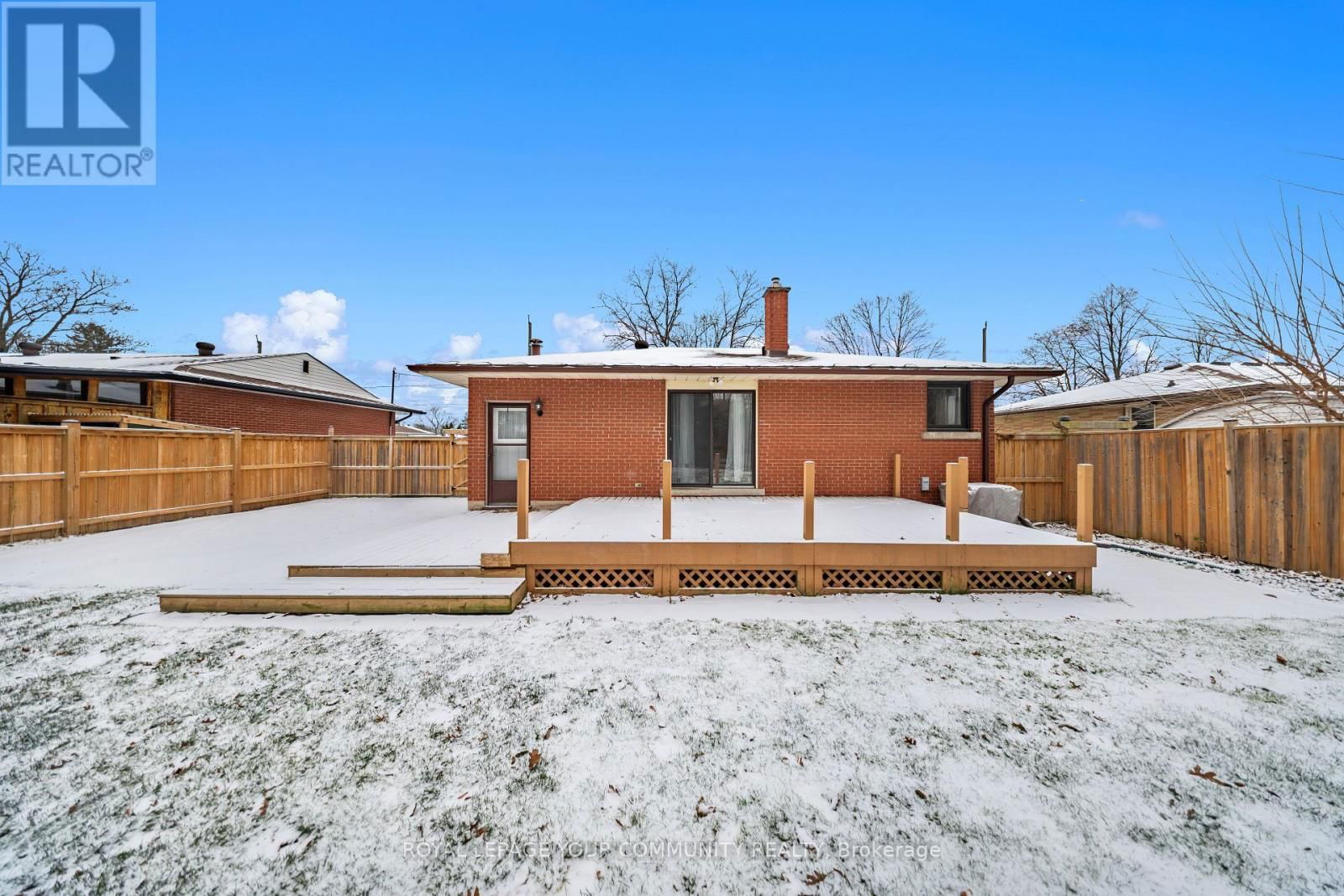 32 COLLINGDON DRIVE Image 38