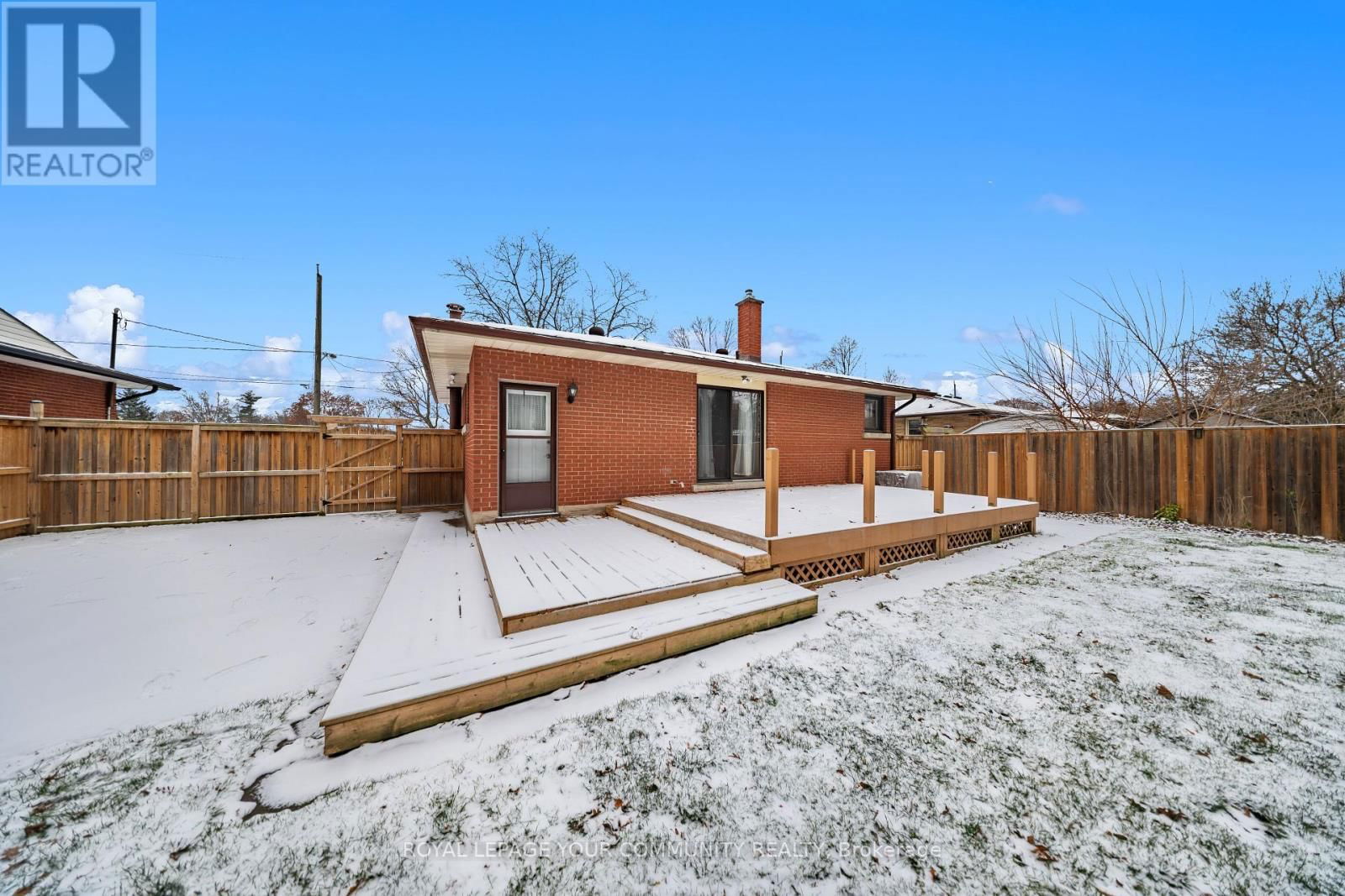 32 COLLINGDON DRIVE Image 40