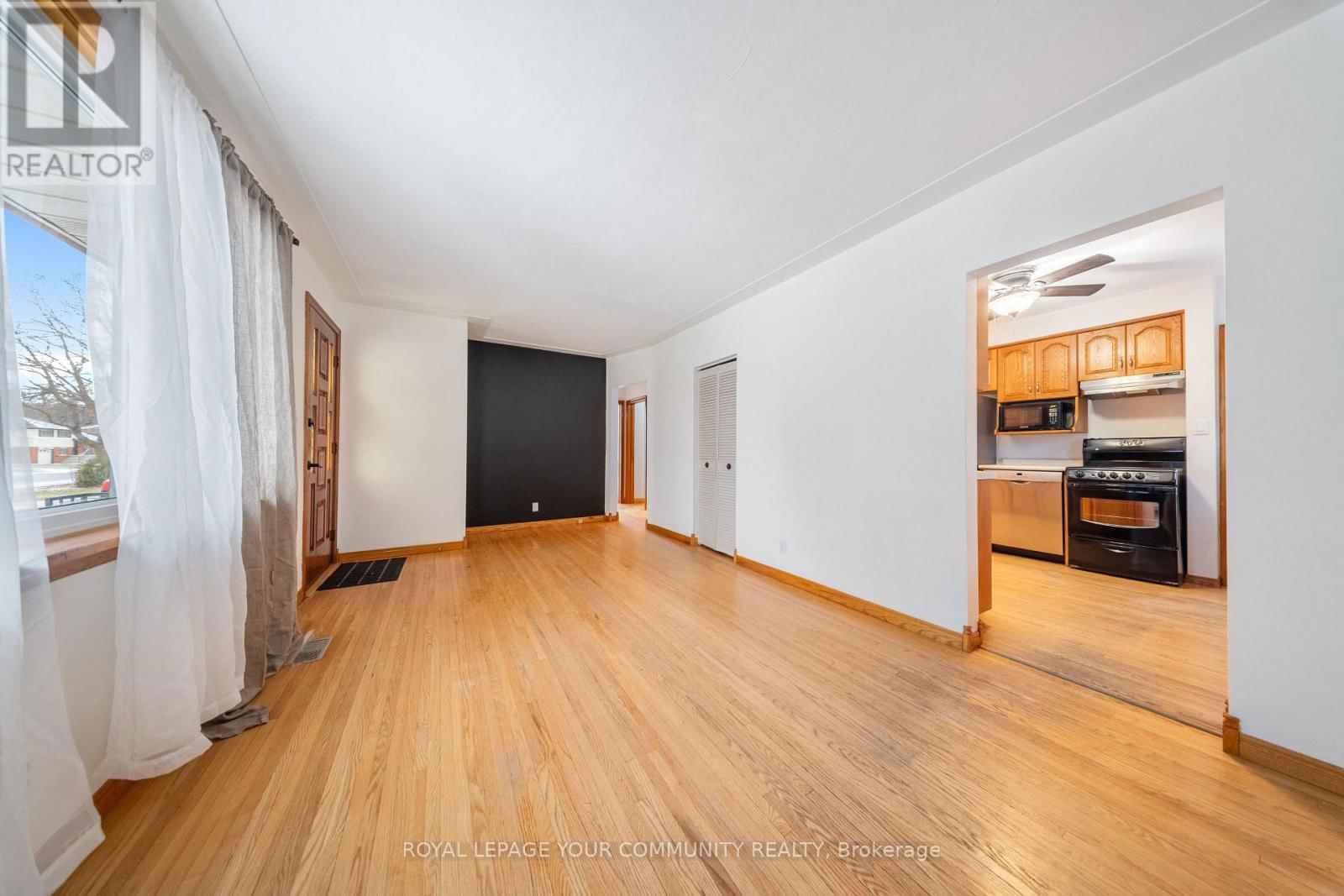 32 COLLINGDON DRIVE Image 5