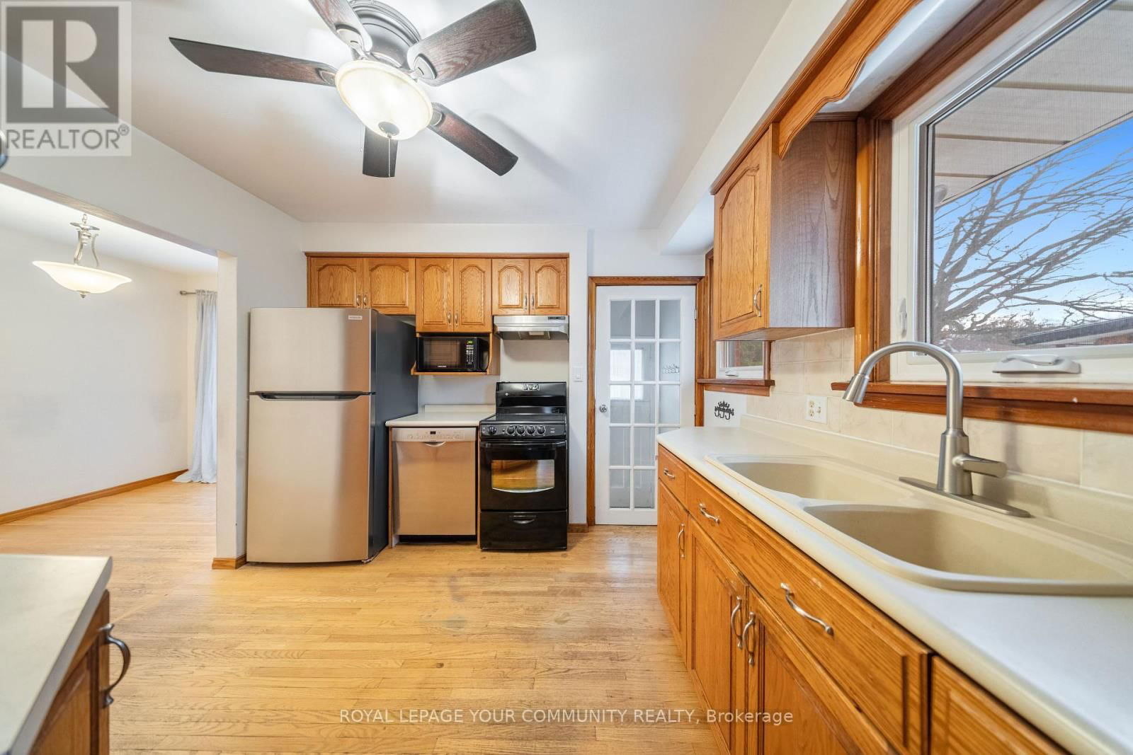 32 COLLINGDON DRIVE Image 9