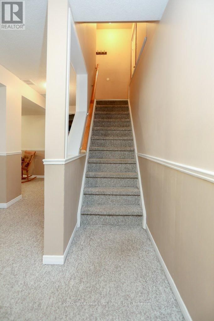 31 SINCLAIR CRESCENT Image 28