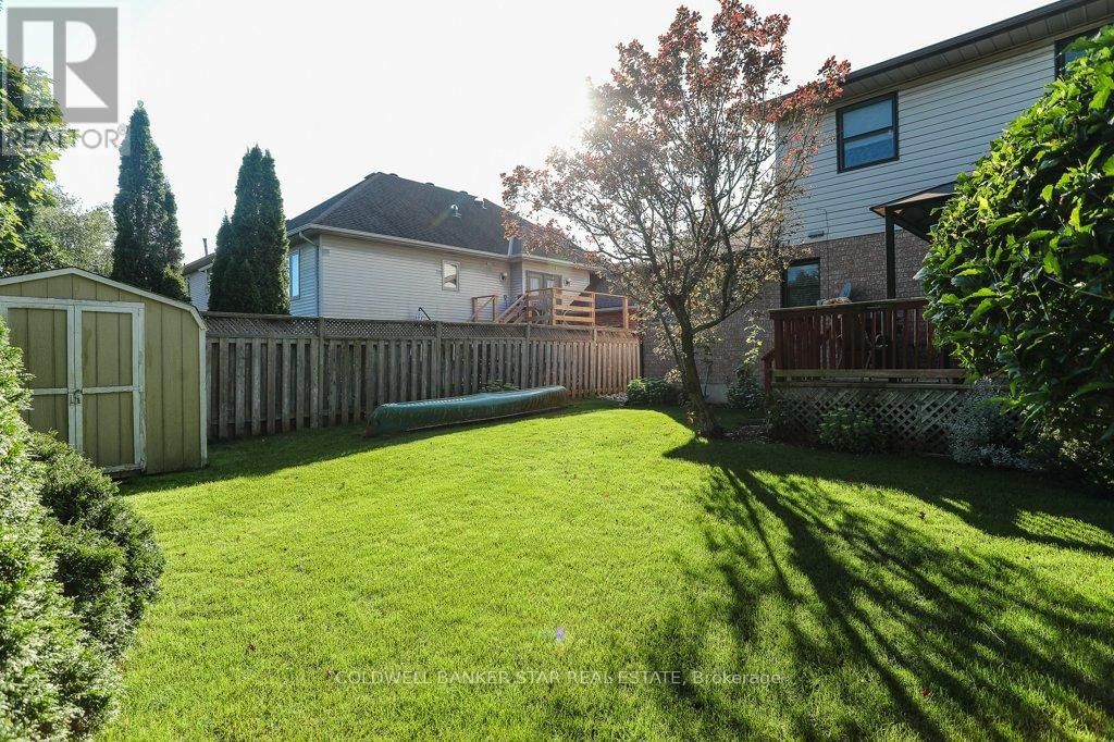 31 SINCLAIR CRESCENT Image 42