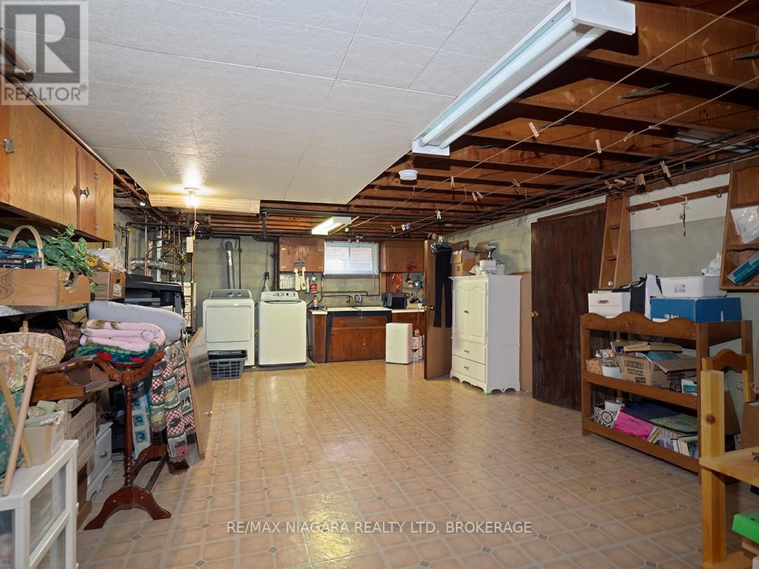 184 CLARKE STREET Image 23