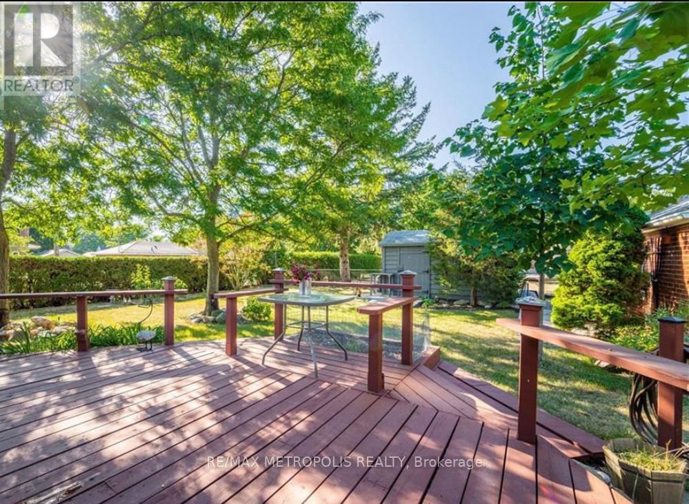 117 QUEENSWAY DRIVE Image 25