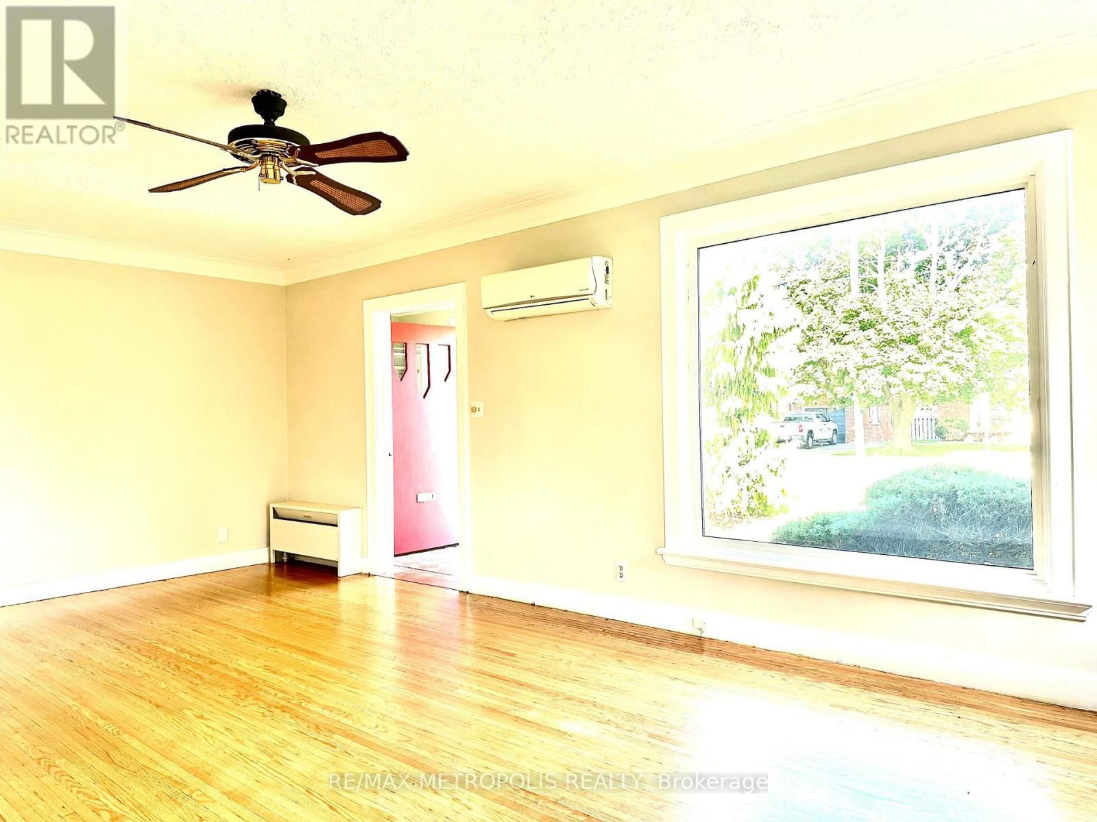 117 QUEENSWAY DRIVE Image 7