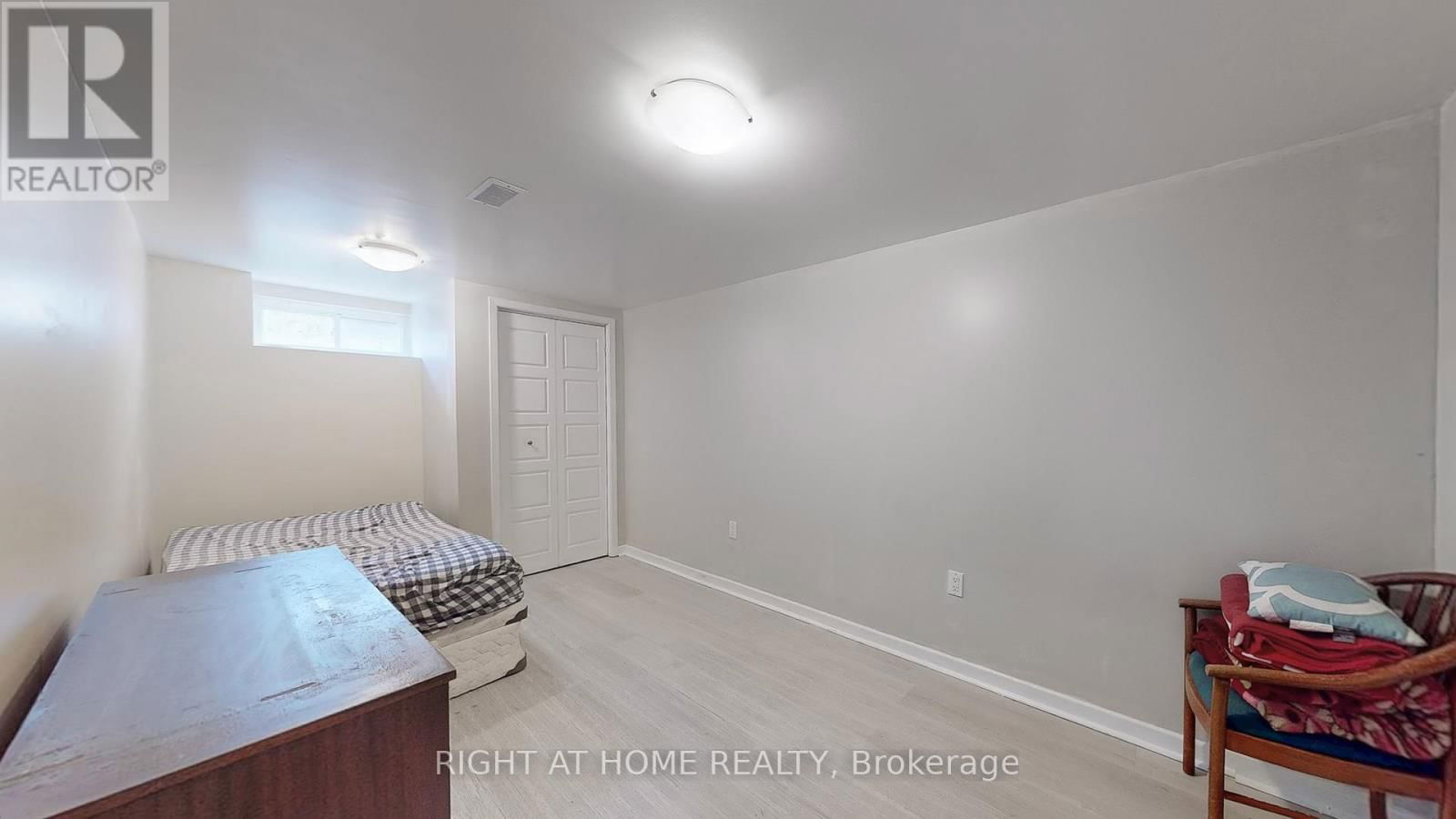 64 EAGLE AVENUE Image 11