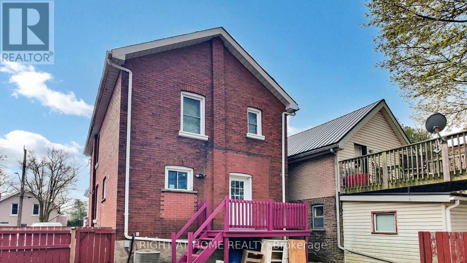 64 EAGLE AVENUE Image 17